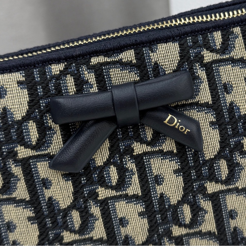 Dior Oblique Canvas Chain Clutch with Bow - Picture 7 of 9